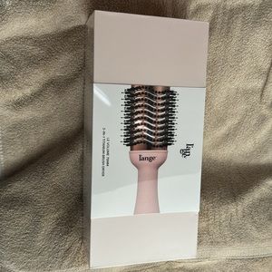 LE VOLUME 75mm 2-IN-1 TITANIUM BRUSH DRYER  Blush.    New in Box
